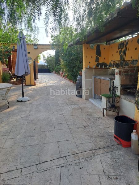 Foto 4542e0e1-0142-47c7-9c9a-95a442c1be65. Xalet amb xemeneia aparcament piscina a Castalla