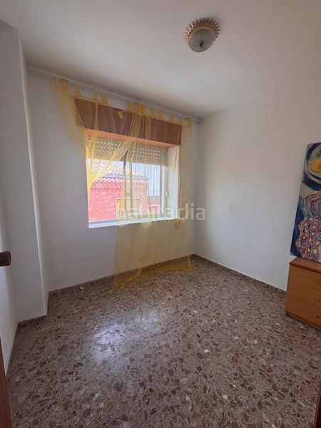 Foto 4aaf1ecb-438f-430b-8b7d-fb5a89365af3. Masía vivenda luminosa a tres calles con parking privado en Tibi
