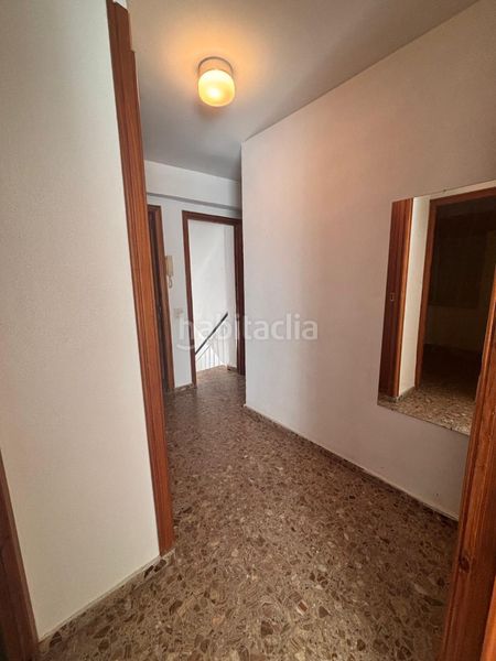 Foto 86674c6a-77b2-4553-91dd-3dd567788ad8. Masía vivenda luminosa a tres calles con parking privado en Tibi