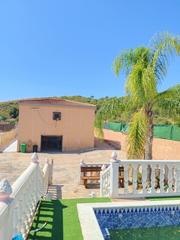 Haus in Santa Bárbara. Chalet con varias opciones en lliria