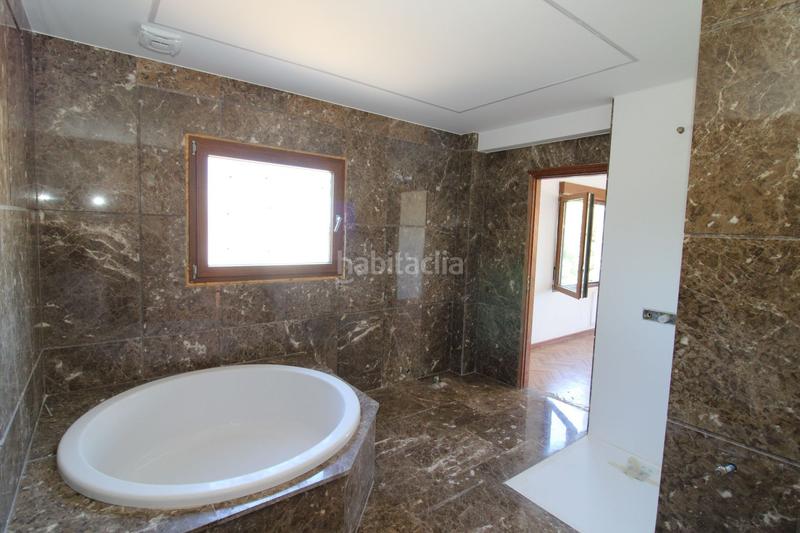 Foto 5adca057-2e28-46c8-981b-88a4f01d0080. Casa chalet muy espacioso con varias opciones en Torre en Conill-Cumbres de San Antonio Bétera