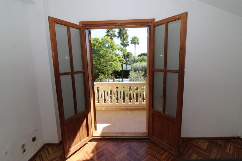 Foto 9d6cc878-ea1a-431c-9f10-5c66ebfe5fad. Casa chalet muy espacioso con varias opciones en Torre en Conill-Cumbres de San Antonio Bétera