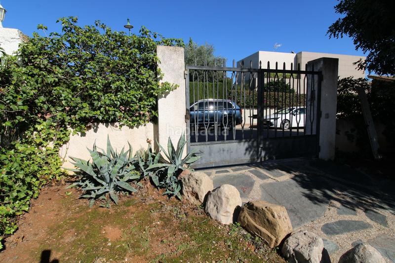 Foto c1738331-2369-492d-87b8-255accafedff. Casa chalet muy espacioso con varias opciones en Torre en Conill-Cumbres de San Antonio Bétera