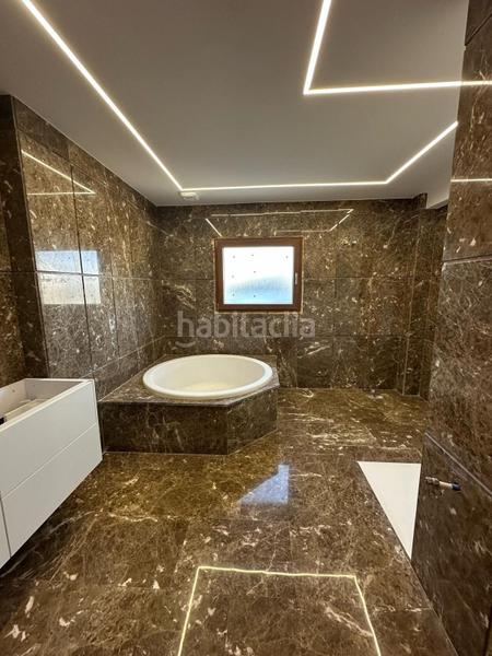 Foto c24caf0f-9740-4d7c-a1af-fe27bfe22d95. Casa chalet muy espacioso con varias opciones en Torre en Conill-Cumbres de San Antonio Bétera