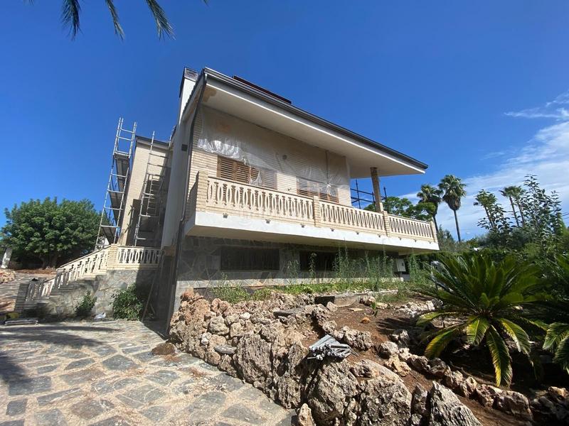 Foto efdd82df-bc0b-4081-ba1c-7dc0fe5981a8. Casa chalet muy espacioso con varias opciones en Torre en Conill-Cumbres de San Antonio Bétera