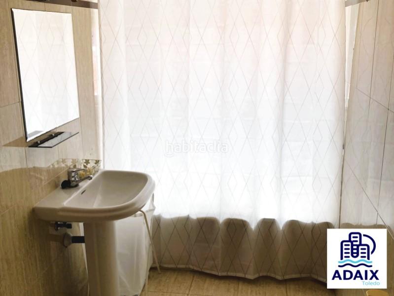 Foto 3d55fb5e-d389-4b7c-aa24-b1cf7901568d. Pis amb aparcament a Camarena