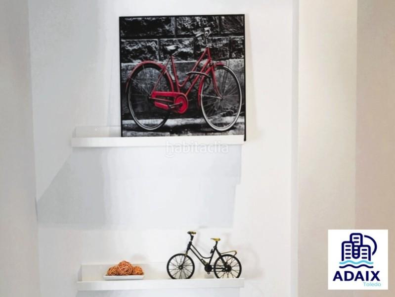 Foto ed26f337-1e35-44f7-a516-621f454016df. Pis amb aparcament a Camarena