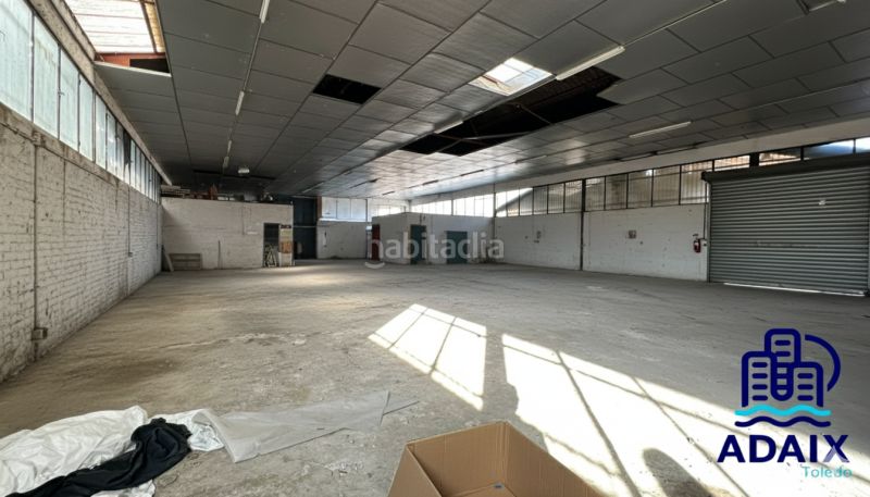 Foto 164d1556-9496-400b-8197-188473337763. Nau industrial a Fuensalida