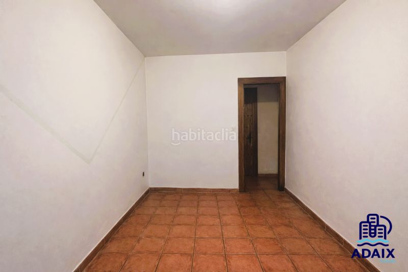 Foto 440d1d04-52ad-4ee8-b6ef-a63150f55ef5. Casa amb aparcament a Navahermosa