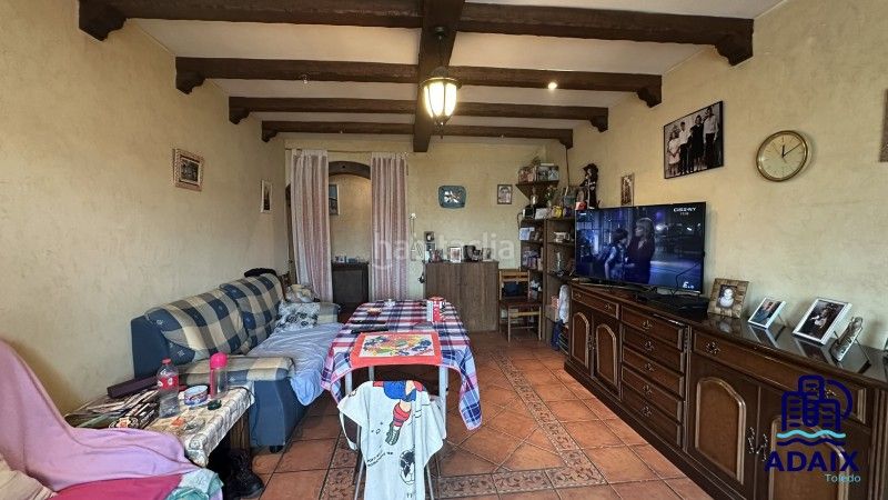 Foto 97020644-7012-43cd-a541-8e85d538d063. Casa amb aparcament a Navahermosa