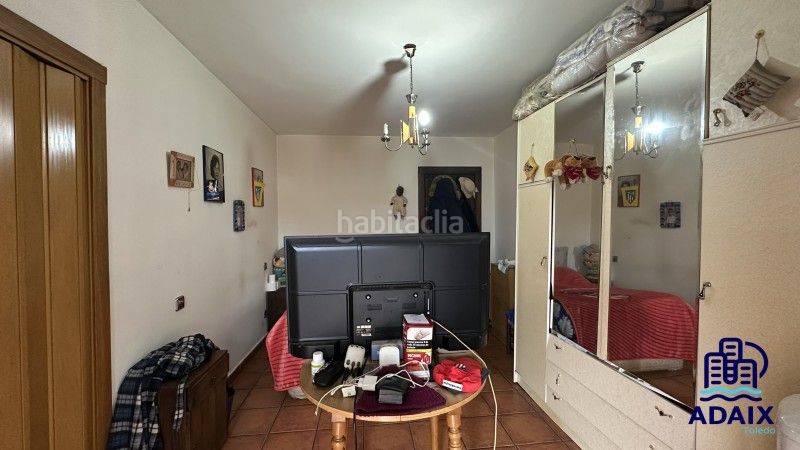 Foto aca265e5-5452-4e50-90da-975337288cdb. Casa amb aparcament a Navahermosa