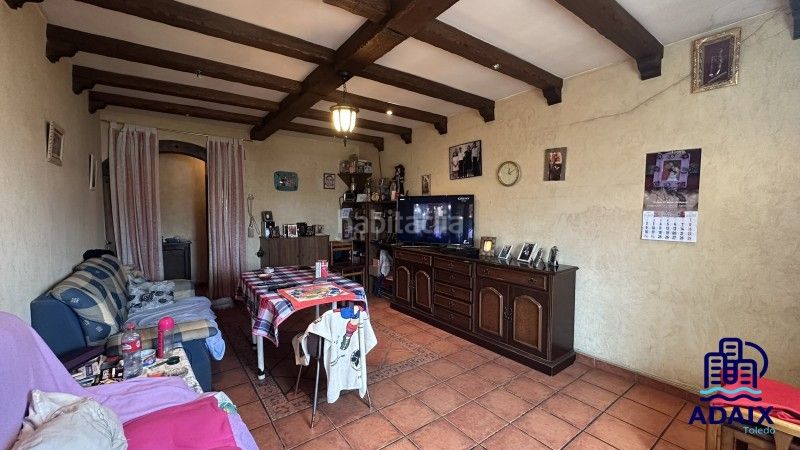 Foto d6c4313b-5c56-41d5-8797-98c9539b98e5. Casa amb aparcament a Navahermosa