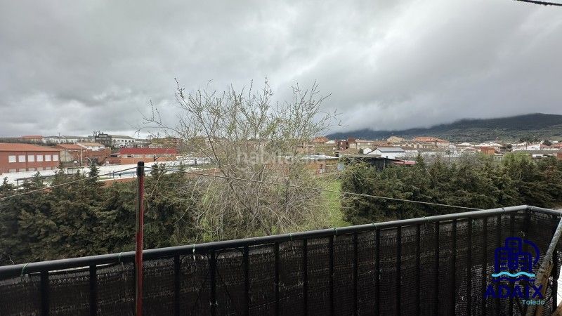 Foto ffa74131-7b50-4e82-978e-f2e59df071b9. Casa amb aparcament a Navahermosa