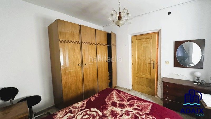 Foto 1d5f7448-c424-4b41-8a6d-70687b796274. Casa a calle del rosal 9 a Navalmorales (Los)