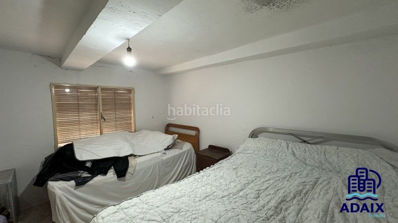 Foto d0a0c30f-732b-4d23-a6fc-66d30a613ae8. Casa a calle del rosal 9 a Navalmorales (Los)