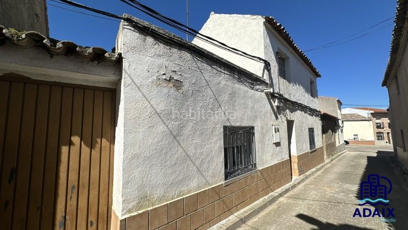 Foto e1169ce1-c10b-4c87-9e48-f9127881496b. Casa a calle del rosal 9 a Navalmorales (Los)