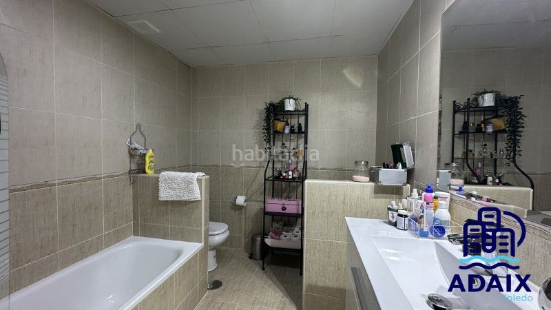 Foto 572751a1-36d5-4745-906f-fb5871497daf. Pis amb calefacció aparcament a Recas