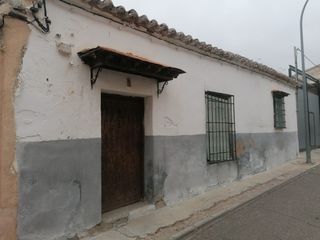 Wohngrundstück in Ajofrín. Terreno urbanizable en venta en  ajofrín, toledo