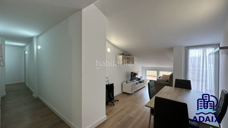 Foto dd3fa129-e2dc-4ee2-8c79-e7225f5bf381. Flat with parking in Bargas