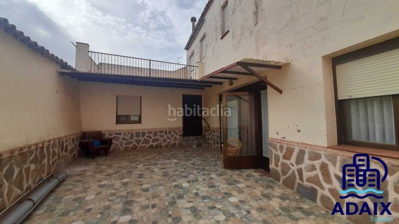 Foto 2229e94e-9725-493d-a8e5-b6e9d4351d6c. Casa amb calefacció a Marjaliza