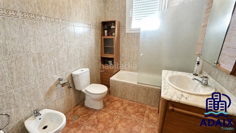 Foto f2d16e2a-4c22-4749-bbc1-da60b3b556a7. Casa con riscaldamento parcheggio in Sonseca