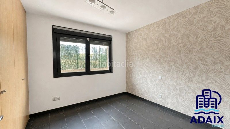 Foto 6a36a618-0b01-4bf8-8782-0239365a5f3c. Casa con riscaldamento parcheggio piscina in Layos
