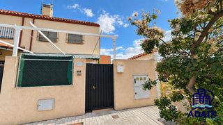 Doppelhaus  Calle arroyo vallehermoso 7. Pareado en venta en  camarenilla, toledo