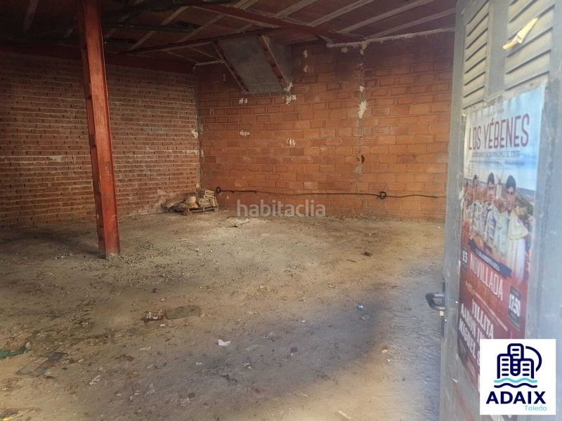 Foto d20a4ab0-a9d9-41dc-b02b-3ef903fdb0af. Location local commercial dans plaza valderas y pedraza 25 dans Yébenes (Los)
