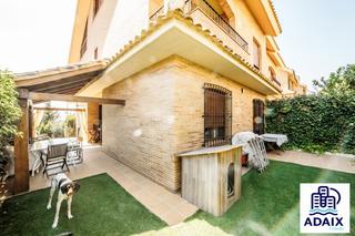 Maison à Olías del Rey. Casa en venta en  , toledo