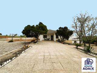 Casa a Mora. Casa en venta en  mora, toledo