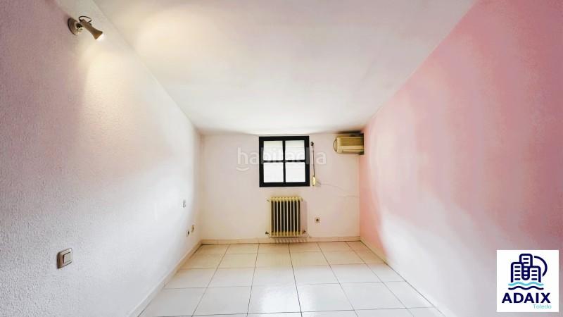 Foto 30fd63cf-b3ec-4bfa-8d83-cc51337cd62f. Semi detached house with heating parking pool in Santa María de Benquerencia Toledo