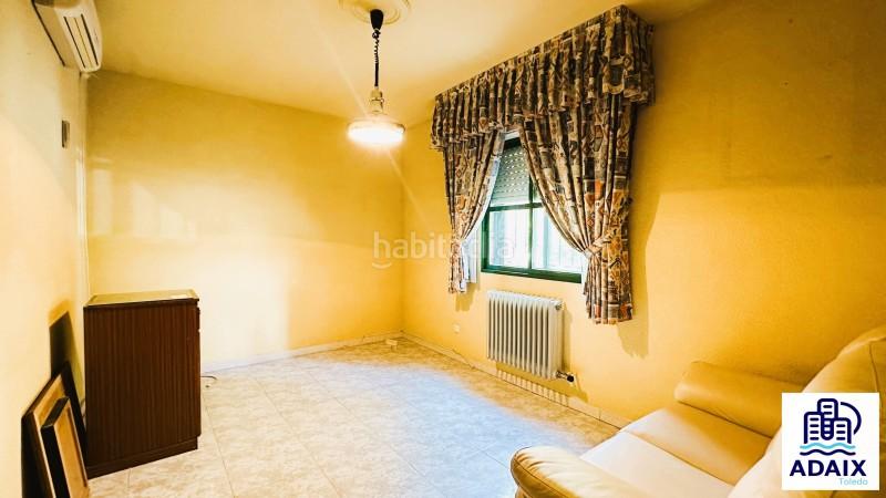 Foto 84564744-1c43-497c-adf9-57639ea0d4b0. Semi detached house with heating parking pool in Santa María de Benquerencia Toledo