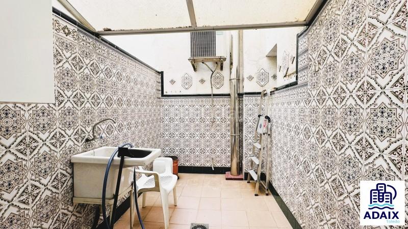 Foto b349c861-2170-49c9-913b-c80f39a71548. Semi detached house with heating parking pool in Santa María de Benquerencia Toledo