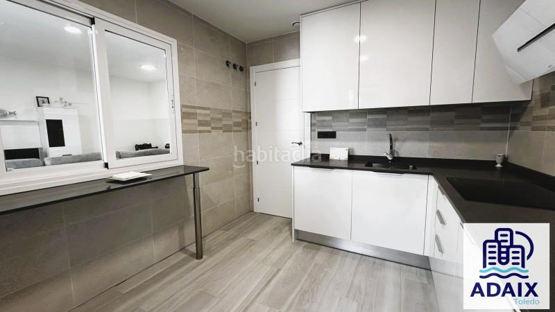 Foto a9ebd9b5-7e40-4377-aa3d-bfd7f43d8842. Pis amb calefacció aparcament piscina a El Beato Toledo