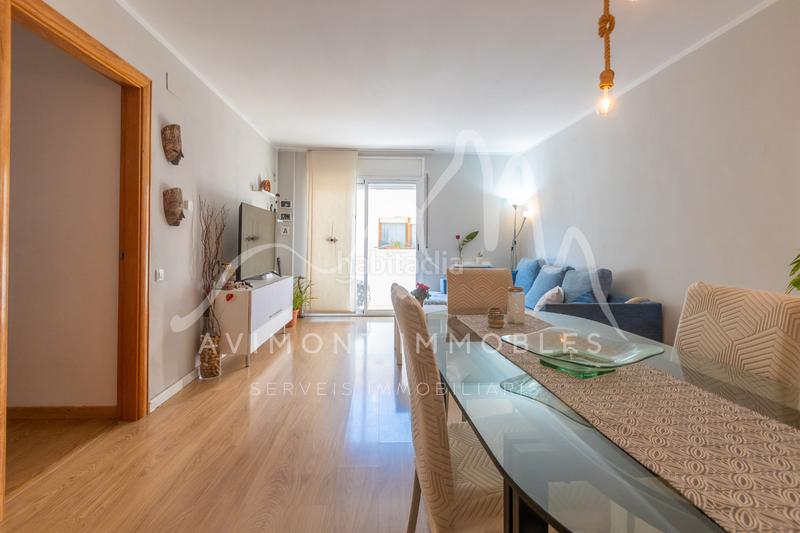 Foto cb8f78cc-86ac-43dc-84bb-60396667c110. Flat with heating in Nucli Urbà Esparreguera