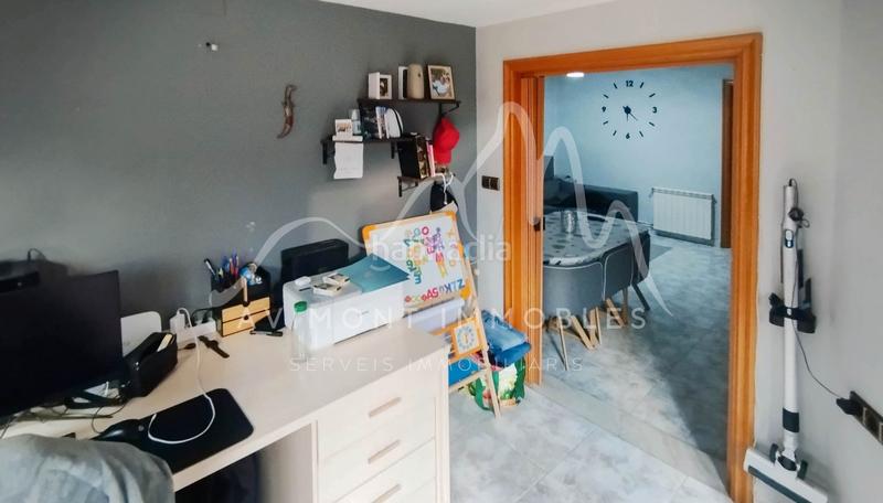 Foto 9ec8393d-7c0a-4c37-896e-51cb2ca579fa. Appartamento con riscaldamento in Plaça Catalunya Manresa