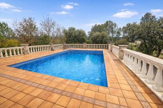 Haus in Sant Salvador de Guardiola. Finca en venta de 10.000 m² a los pies de montserrat, en sant sa