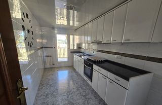 Duplex  Avinguda de l'estatut. Duplex en venta -can oriol rubi