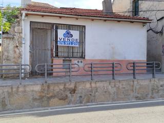 Haus  2 de mayo 64. Casa en venta en valdemaqueda.