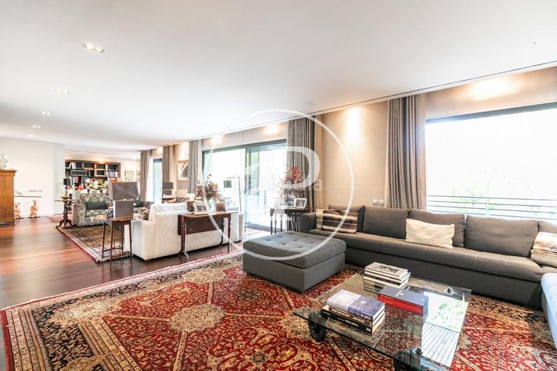 Foto 84396d7a-f90c-4578-bb28-9dd7a8b69172. Pis amb calefacció aparcament piscina a Sant Gervasi - Bonanova Barcelona