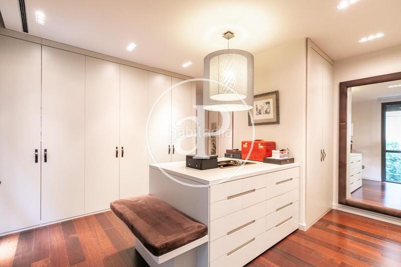 Foto d8b73b9c-cef5-4f18-828e-82b339fecdb9. Pis amb calefacció aparcament piscina a Sant Gervasi - Bonanova Barcelona