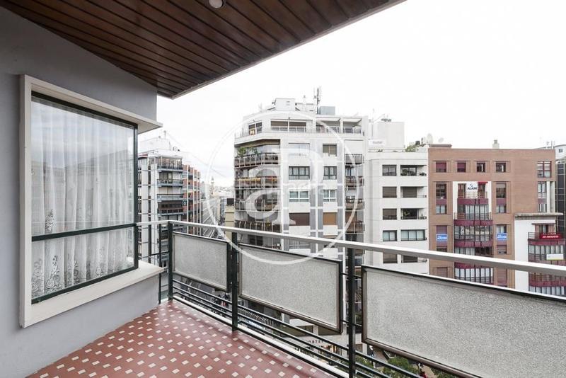 Foto 452581f1-96dc-452f-9c07-ce0fe49ae8ff. Piso  en venta en calle colón. en El Pla del Remei Valencia