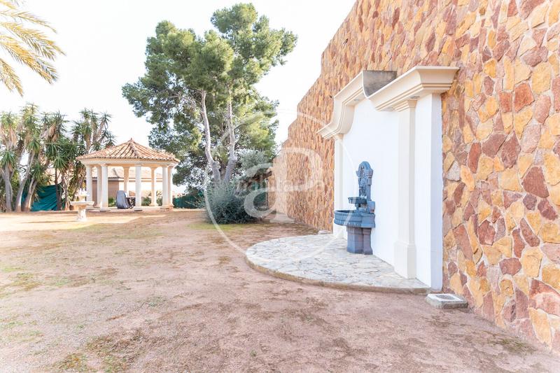 Foto fad405b8-236a-4148-be8d-1ad392a0f887. Terreno residencial en Alfinach - Monasterios Puçol