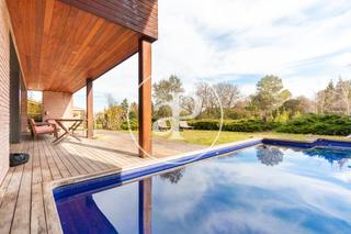 Maison dans Carrer pinyer 19. Impecable vivienda con piscina en el golfcan trabal con jardn p