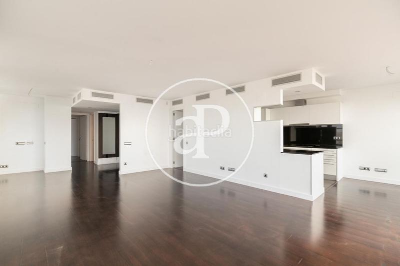 Foto 81799883-0ae3-4819-95f7-13c25eb1992d. Ático  en venta en vidal i valenciano en Poblenou Barcelona