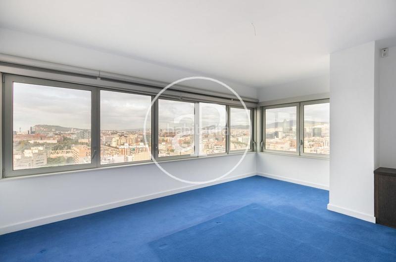 Foto a2927fea-b595-4f8b-b349-165ca018e8d6. Ático  en venta en vidal i valenciano en Poblenou Barcelona