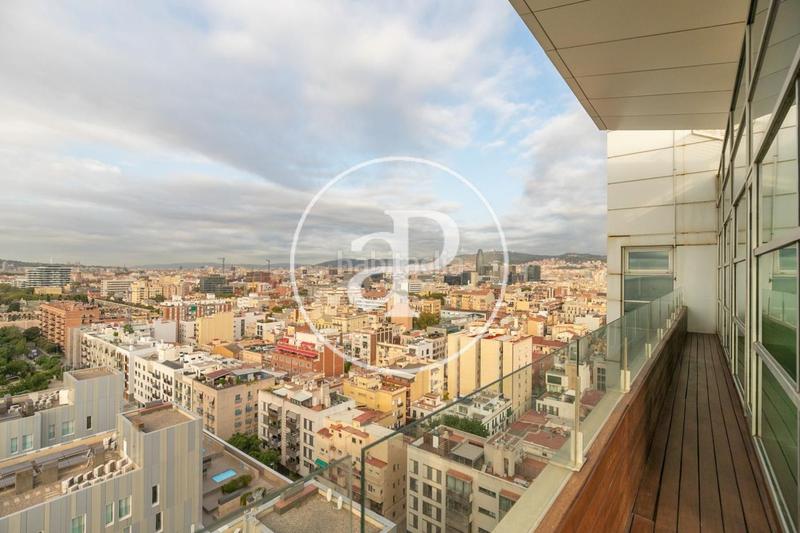 Foto e14dddf0-31d6-4c87-82a3-3234456f9414. Ático  en venta en vidal i valenciano en Poblenou Barcelona