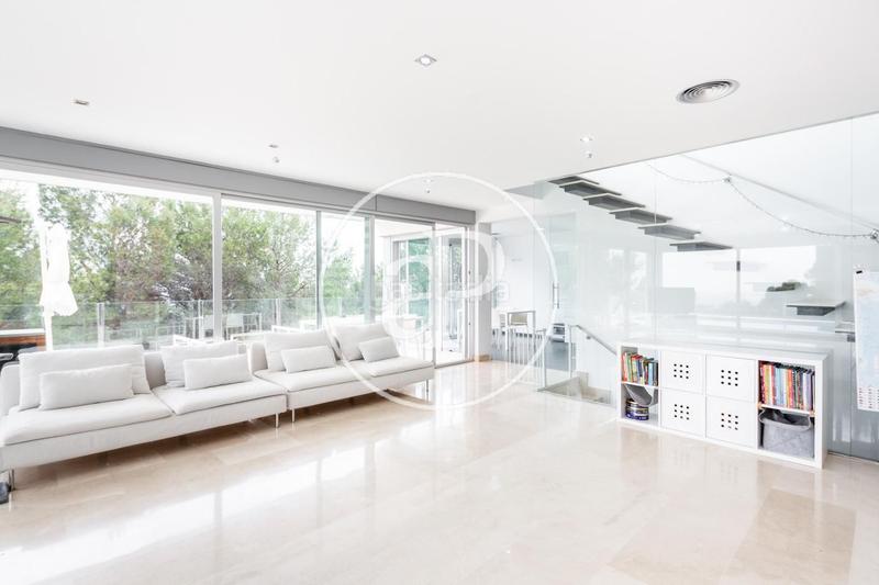 Foto 06f80f6e-eaf7-4e97-b428-788984c46497. House with heating parking pool in El Bosque Chiva