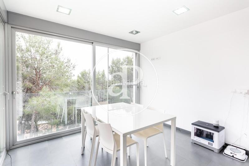 Foto bee40636-2f7d-4f9e-98c1-6a5ad0f683f1. House with heating parking pool in El Bosque Chiva