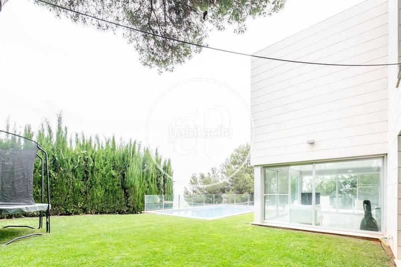 Foto d0d4fbc2-d0b8-4adc-a4f8-fe30170cbdef. House with heating parking pool in El Bosque Chiva